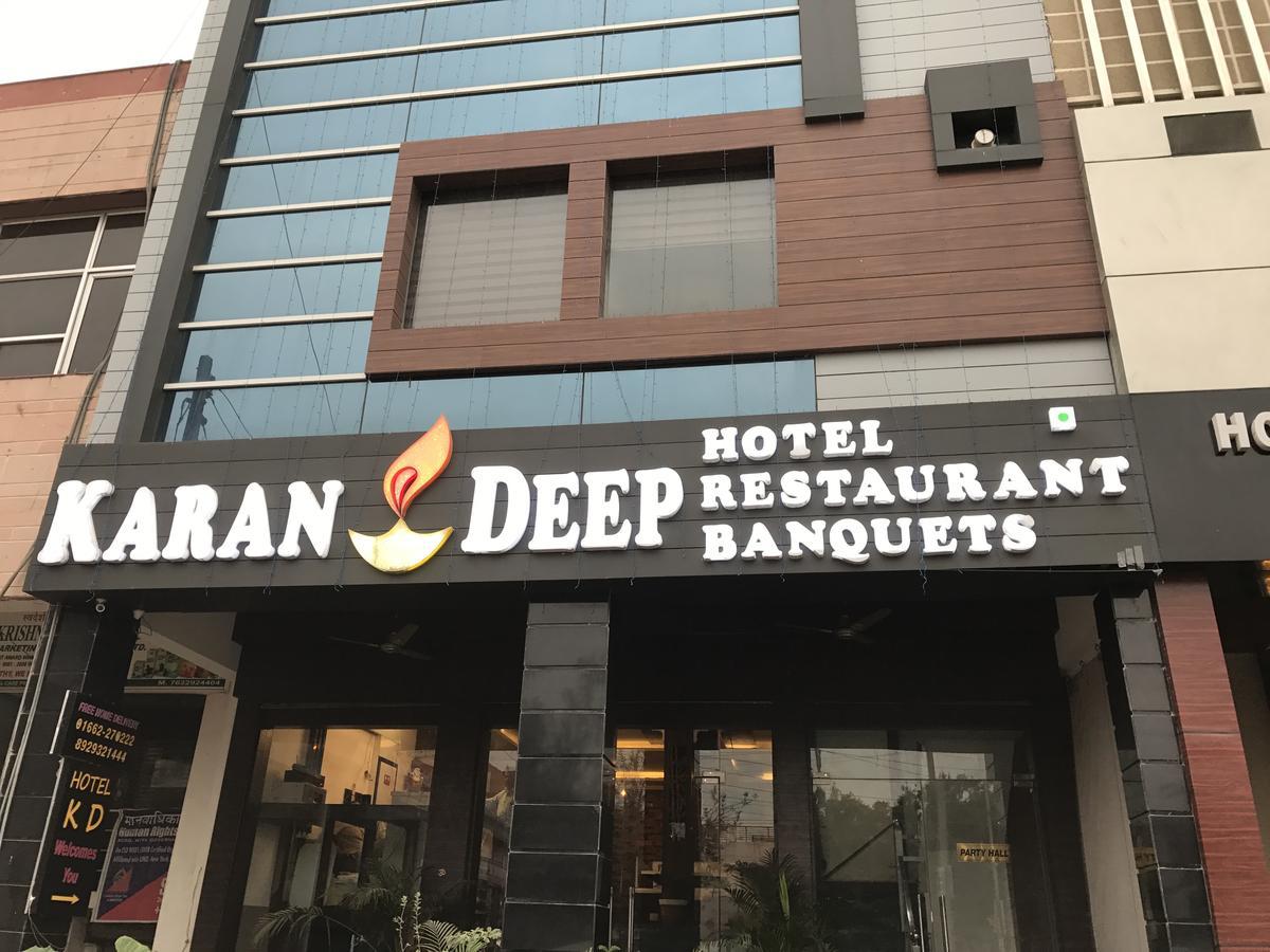 Hotel Karandeep Hisār エクステリア 写真